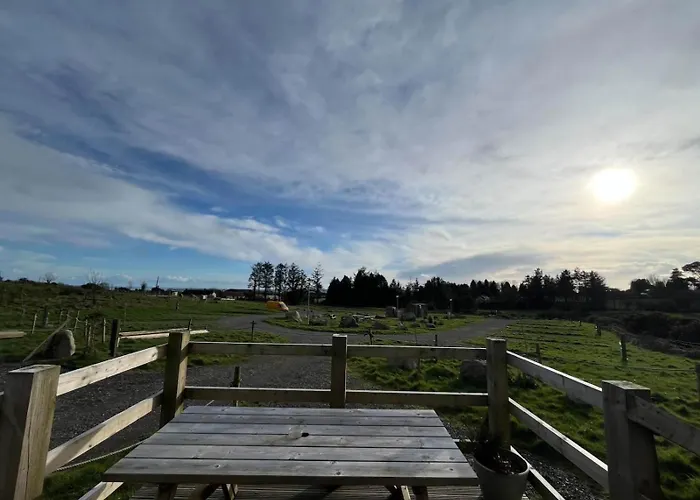 The Getaway - The Peregrine - Luxury Pet Friendly Glamping - Adults Only * Dungarvan (Waterford)